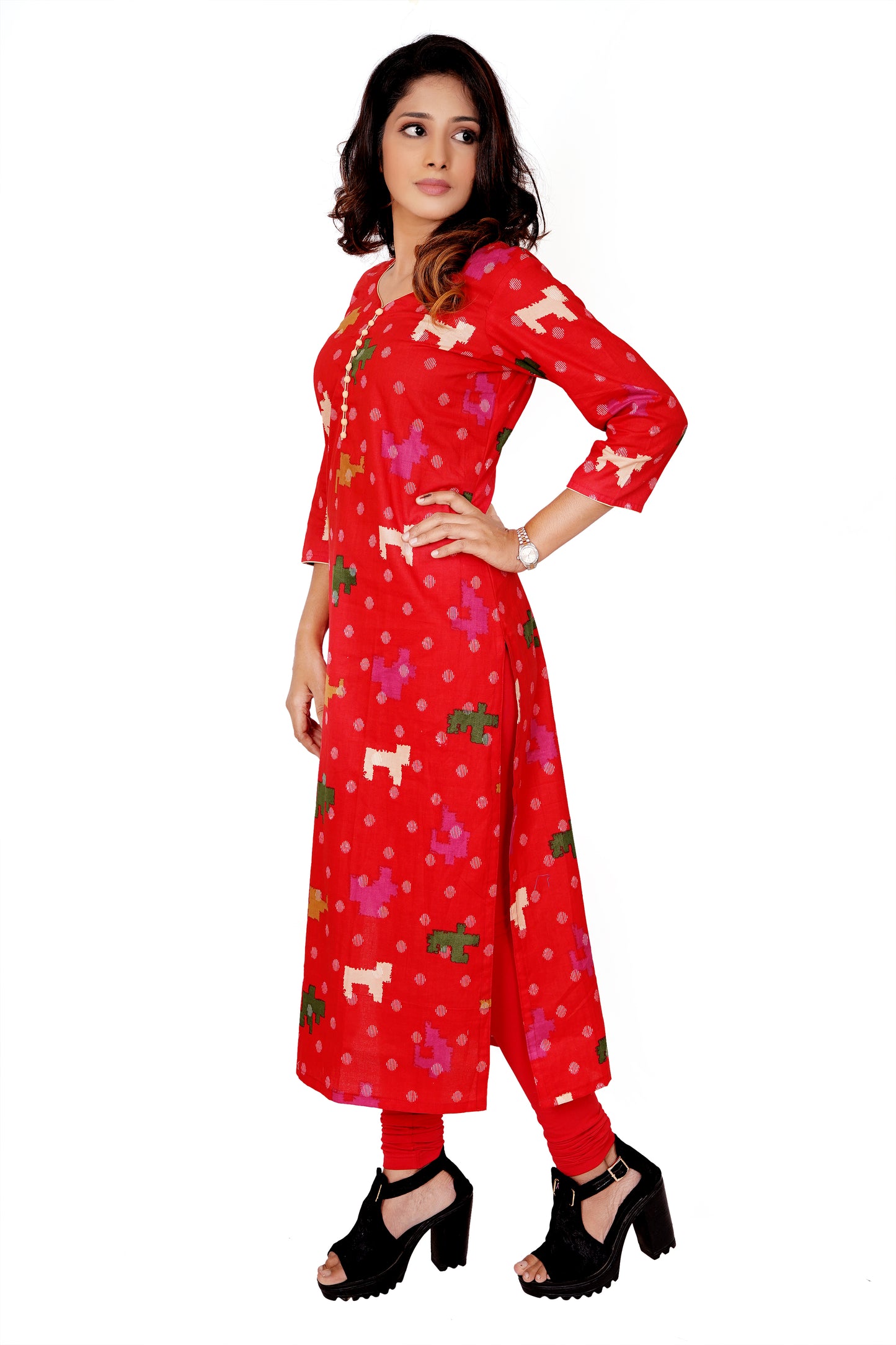 Women's Kurti with patch design- Red